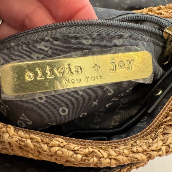 OLIVIA + JOY woven Straw Crossbody Bag - Picture 5 of 9